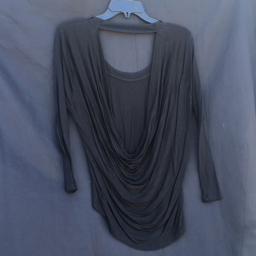 Express Top w/ low scooped back